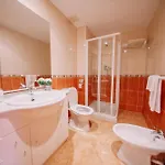 Atico Duplex Con Piscina Marcolina アパート