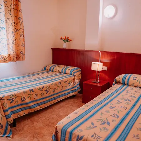 Atico Duplex Con Piscina Marcolina