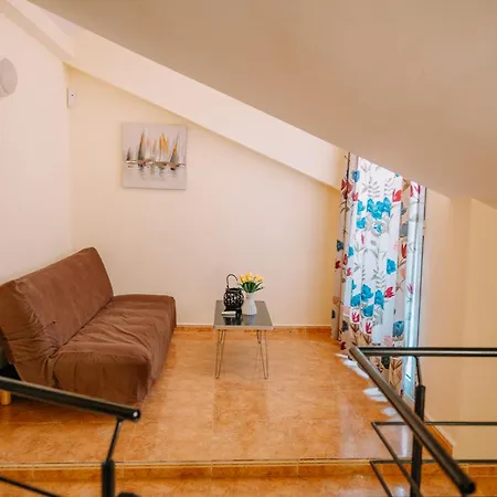 Atico Duplex Con Piscina Marcolina Apartment
