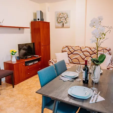 Апартаменты Atico Duplex Con Piscina Marcolina